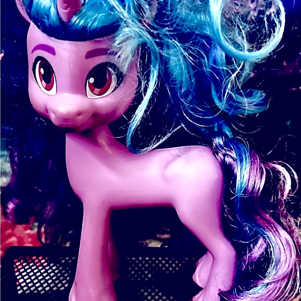G5 My Little Pony Izzy Moonbow 7in Brushable/Styling Unicorn, Newest Generation